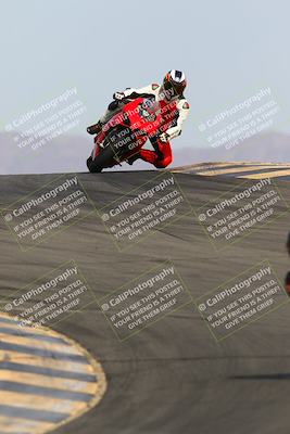 media/Apr-09-2022-SoCal Trackdays (Sat) [[c9e19a26ab]]/Turns 9 and 10 Set 2 (955am)/